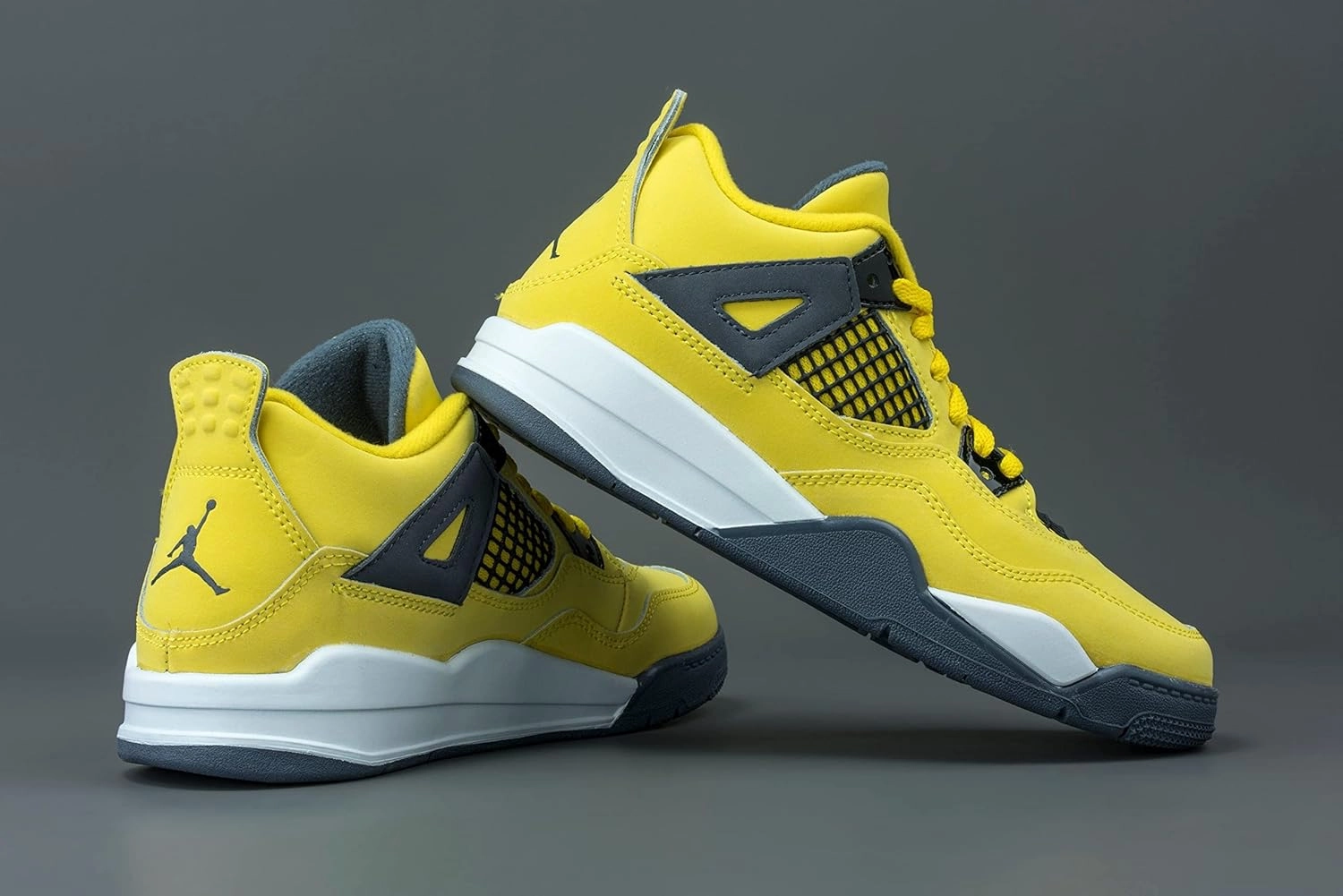 Nike Boy's Air Jordan 4 Retro Shoes