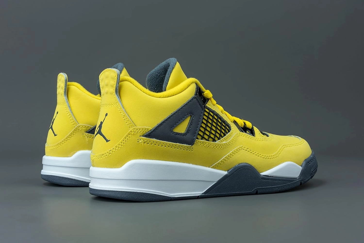 Nike Boy's Air Jordan 4 Retro Shoes