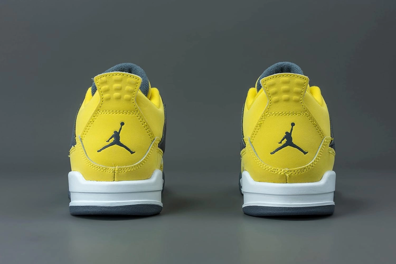 Nike Boy's Air Jordan 4 Retro Shoes