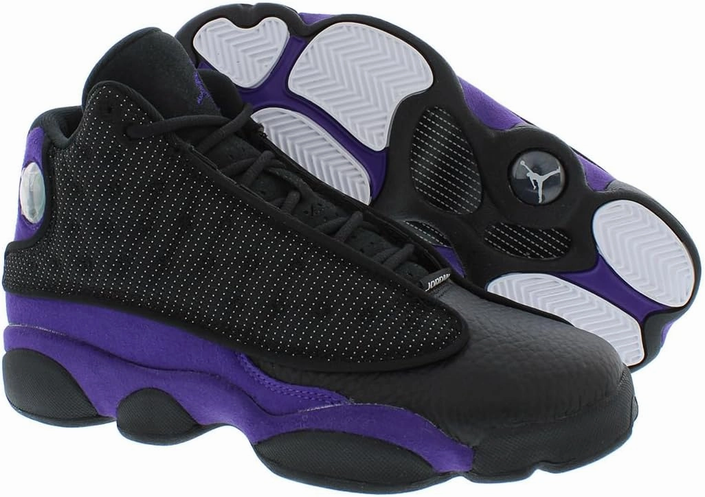 NIKE Boy's Basketball Shoe
