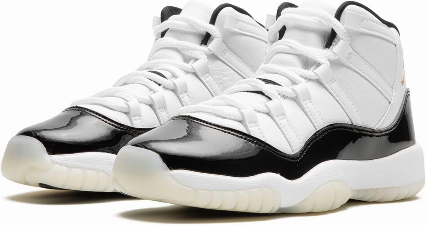 Nike boys Basketball Sneaker