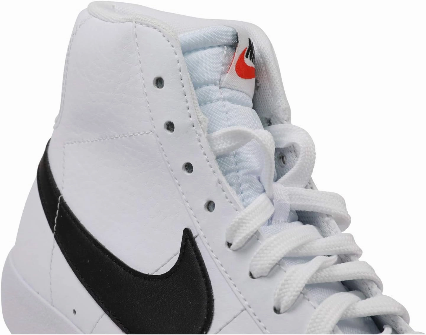 Nike Kids' Blazer Mid '77 Sneaker