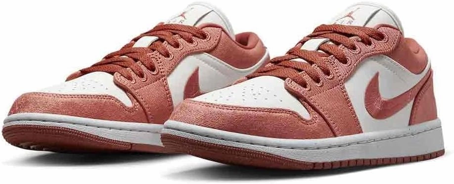 NIKE Men's Basketball Shoe