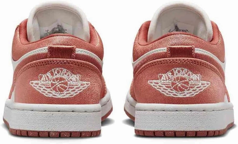 NIKE Men's Basketball Shoe