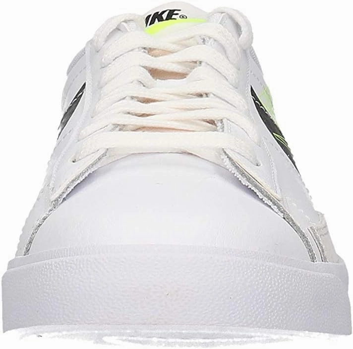 Nike Men's Classic Basketball Shoe