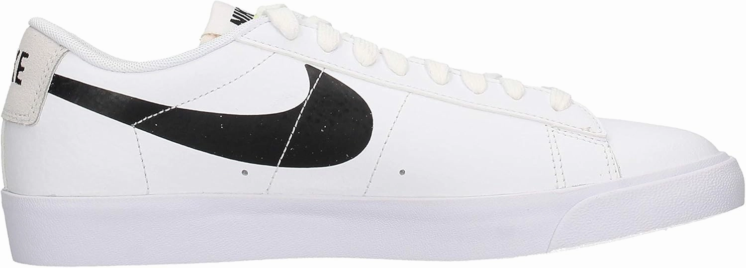 Nike Men's Classic Basketball Shoe