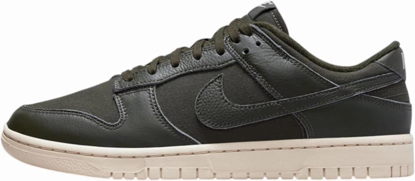Nike Men's Sneaker
