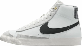 Nike Men's Sneaker