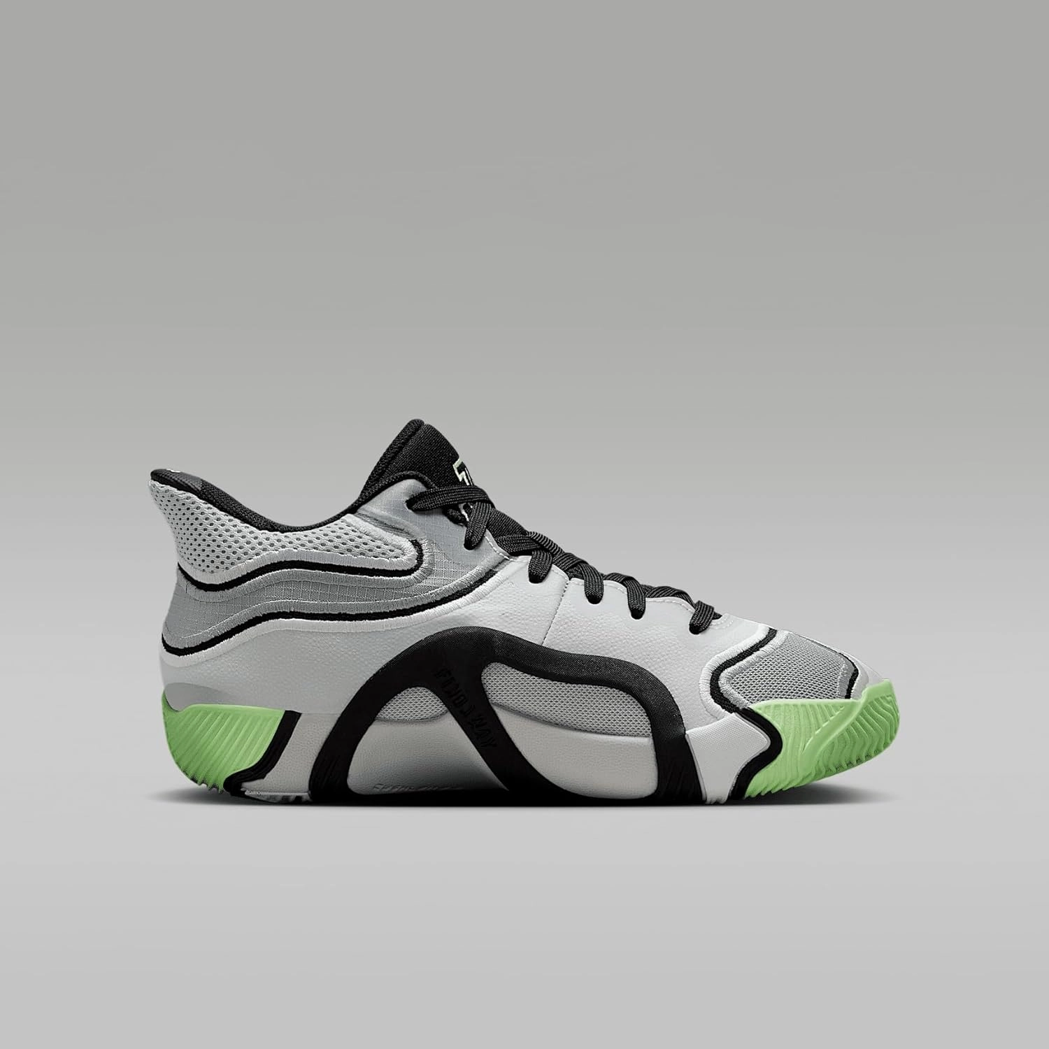 Nike Tatum 3 Big Kids' Basketball Shoes (HF3136-001, Platinum Tint/Particle Grey/Grey Fog/Black)