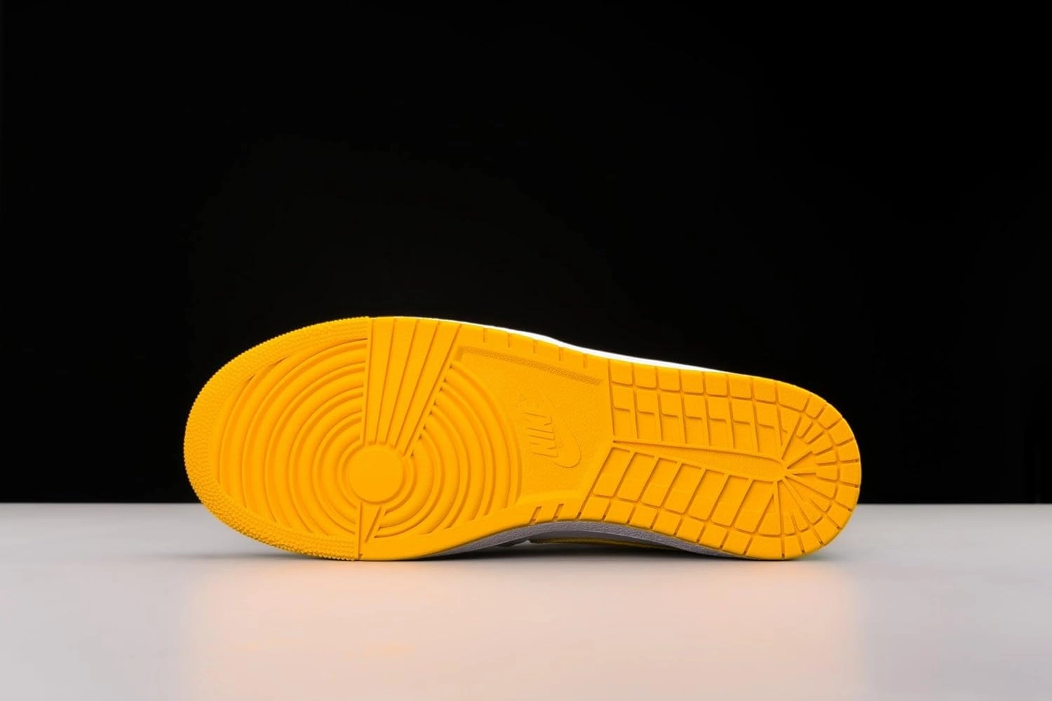 Nike Unisex-Adult Low-top Sneakers