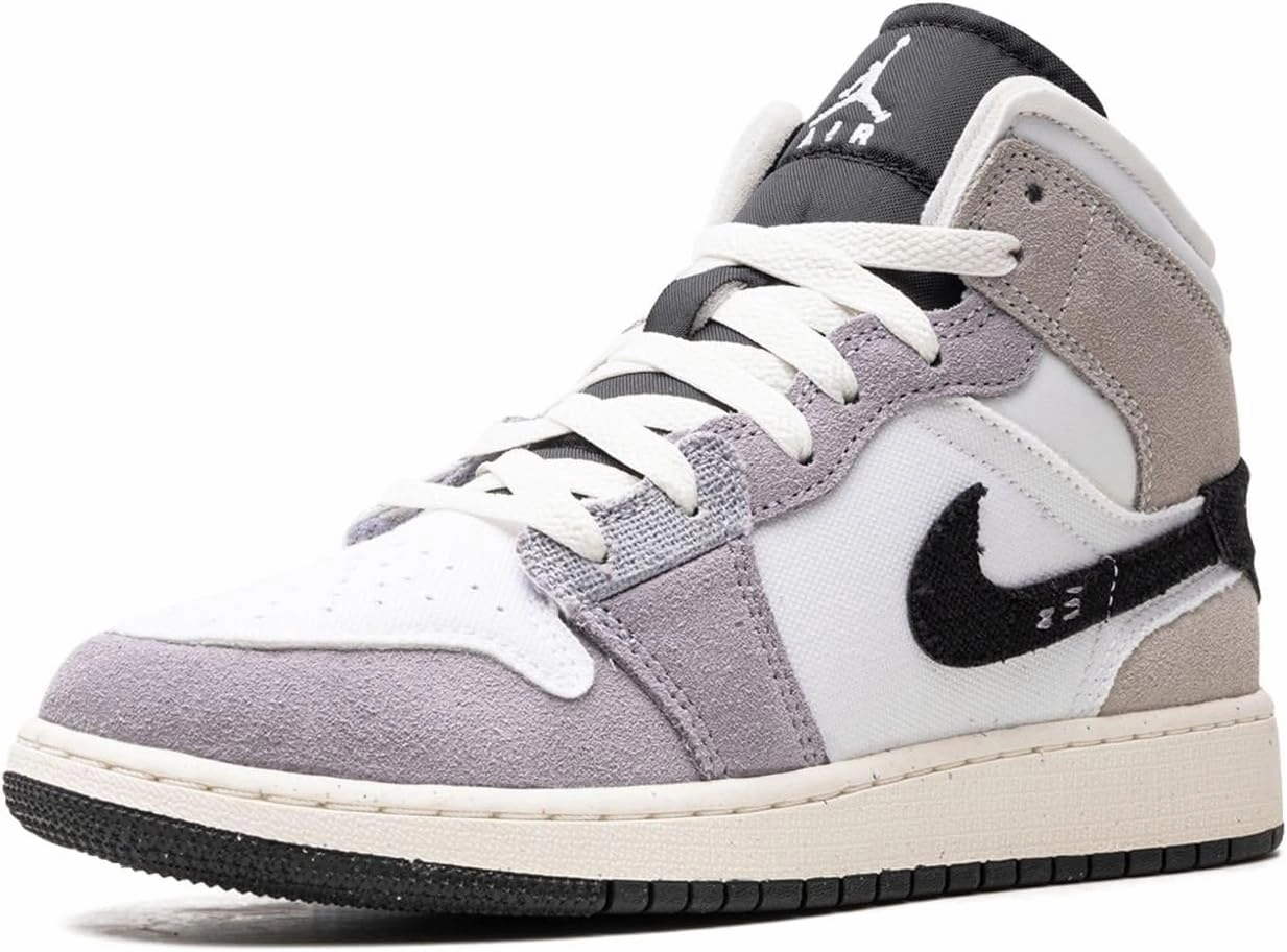Nike Unisex-Child Modern