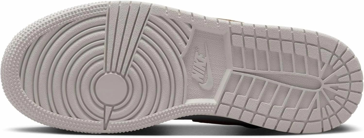 Nike Unisex-Child Modern