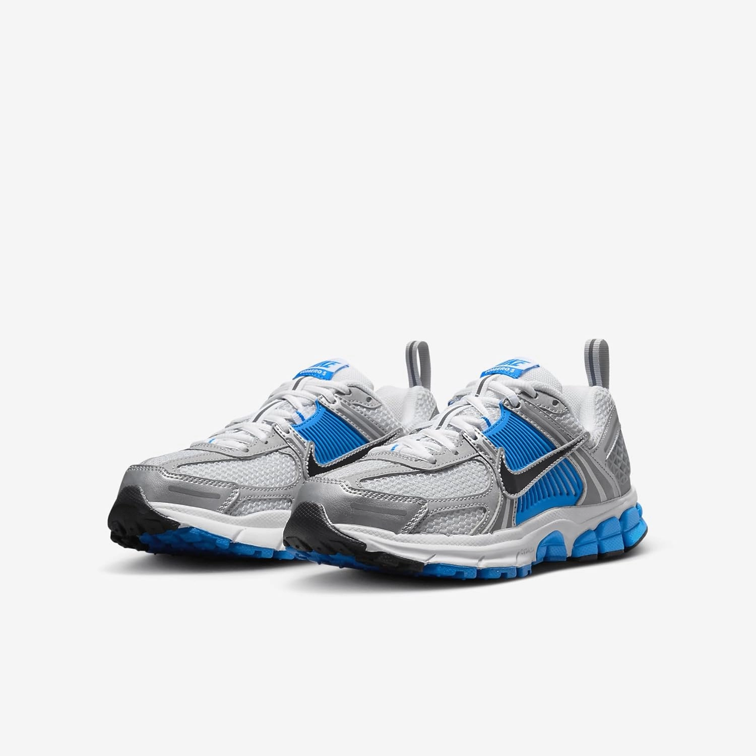 Nike Vomero 5 Big Kids' Shoes (HF6998-103, White/Pure Platinum/Photo Blue/Black)