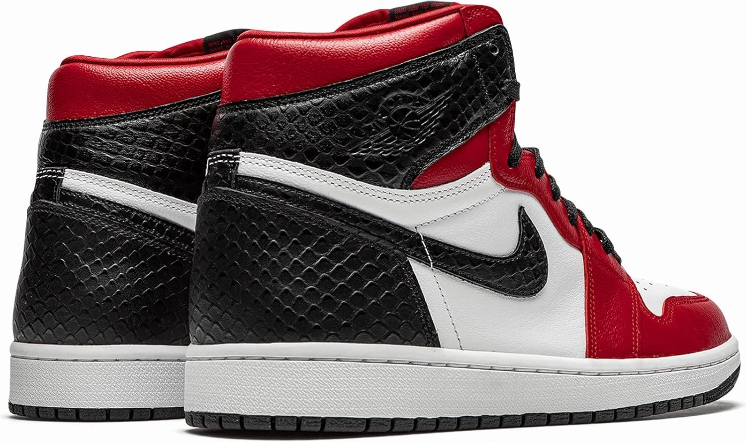 Nike Women's Air Jordan 1 Retro High Og Shoes
