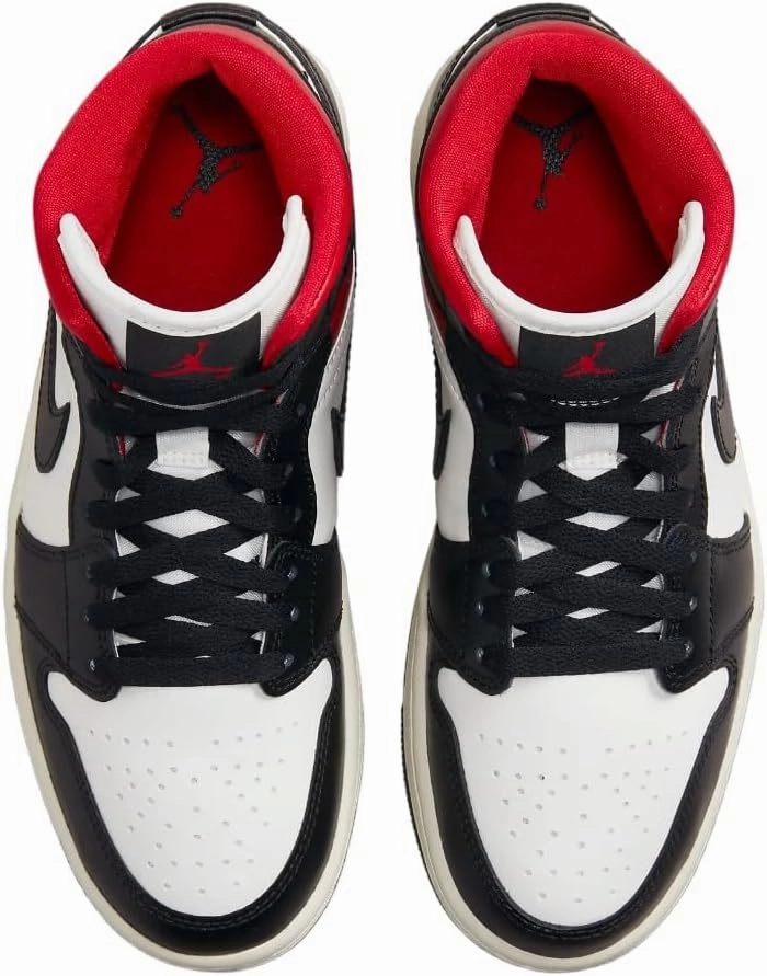 Nike Women's Basketball Shoe