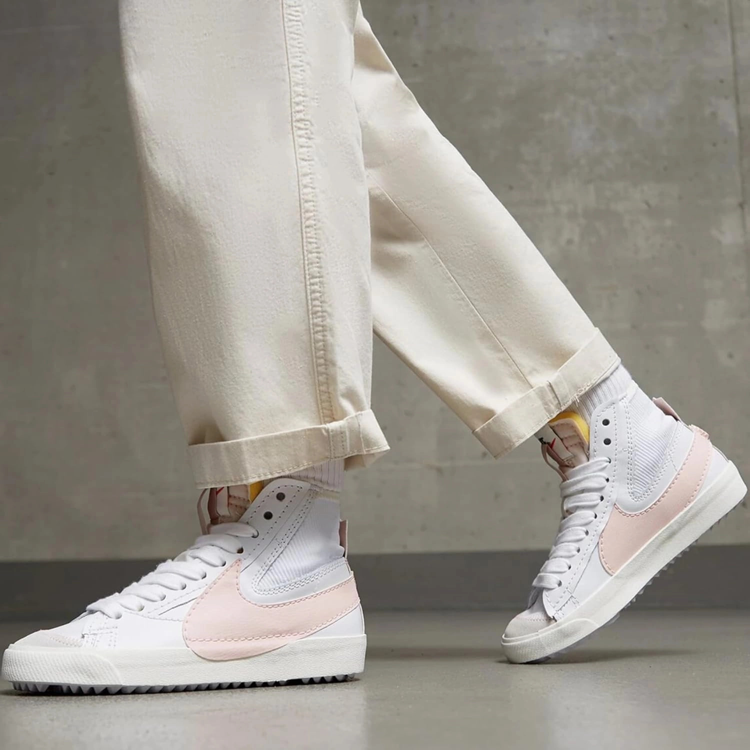 Nike Women's Blazer Low '77 Jumbo Trainers