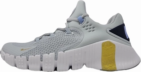 Nike Women's Free Metcon 4 Training Shoes, Pure Platinum/MTLC Gold Coin, 6 M US