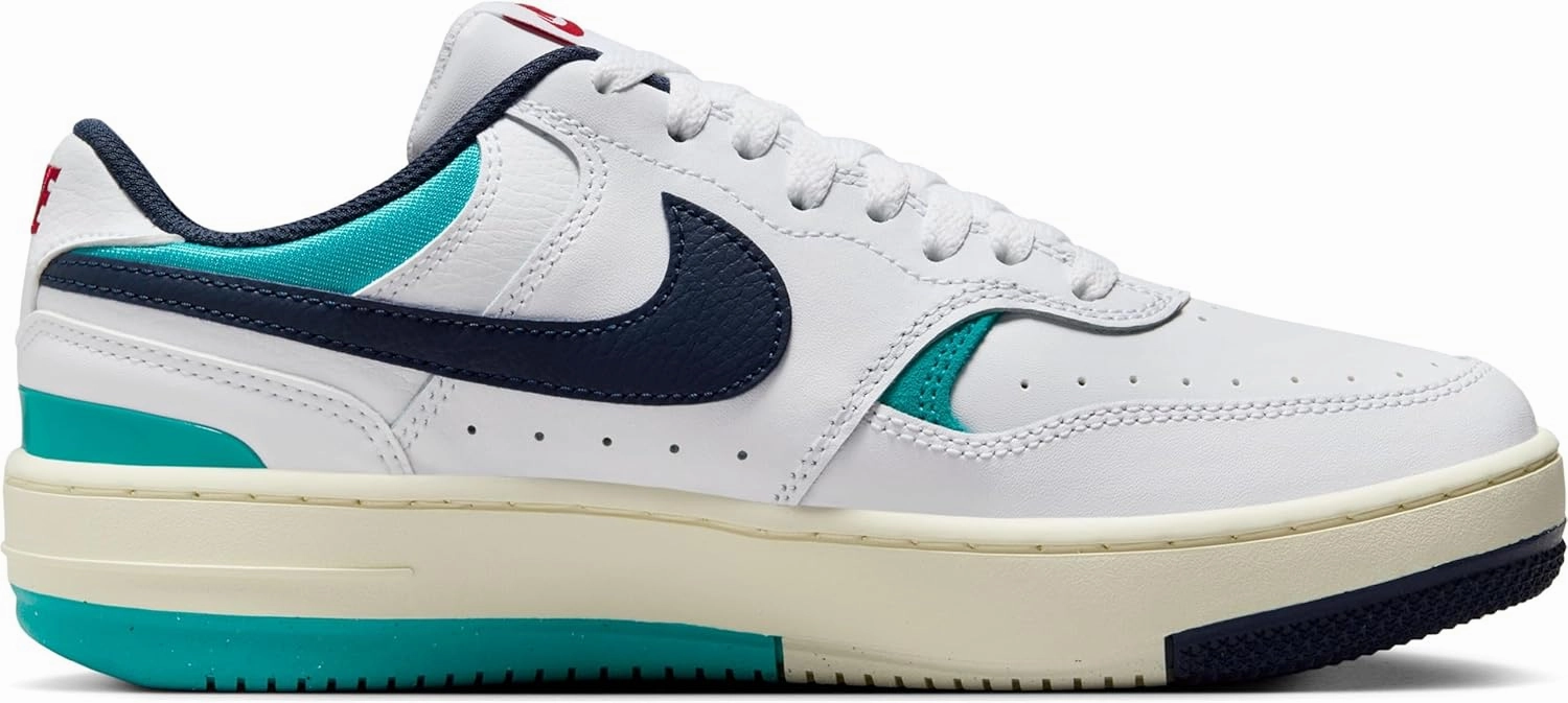 Nike Women's Laced Shoes