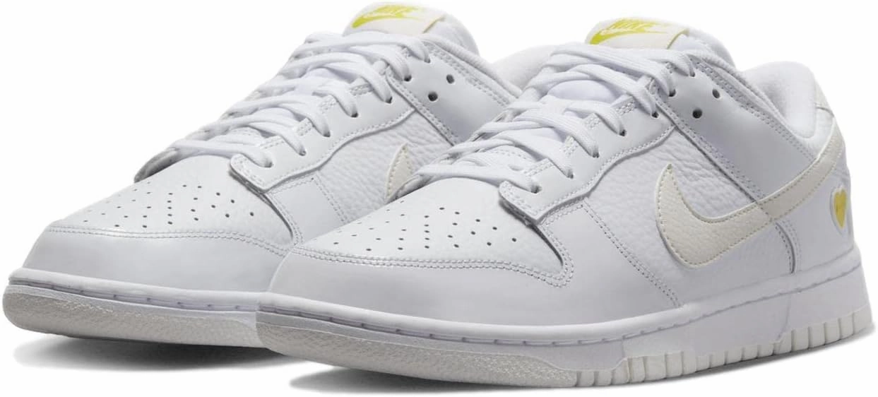 Nike Women's Modern