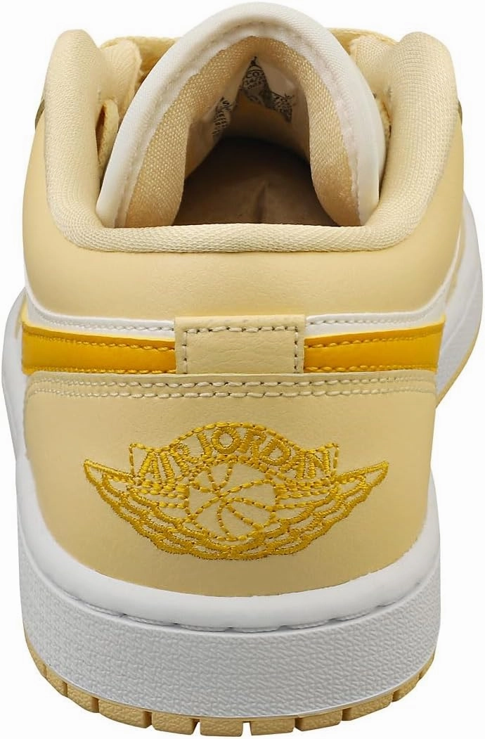 Nike Women's Modern