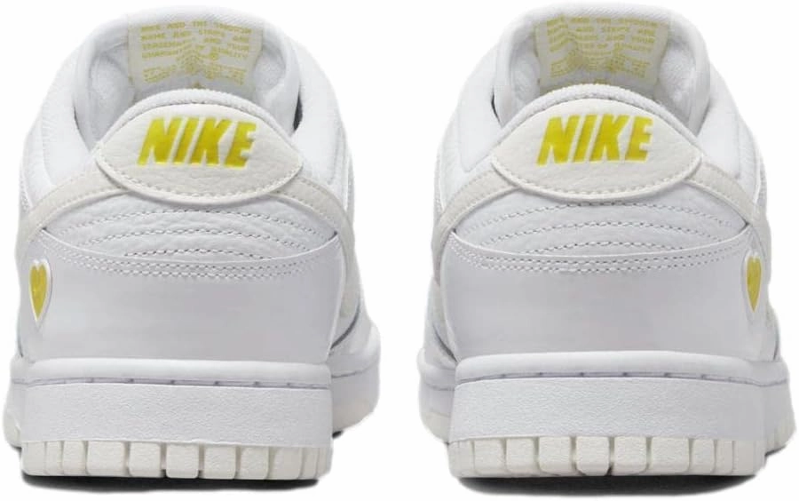 Nike Women's Modern