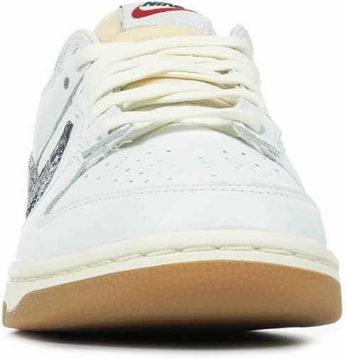 Nike Women's Modern
