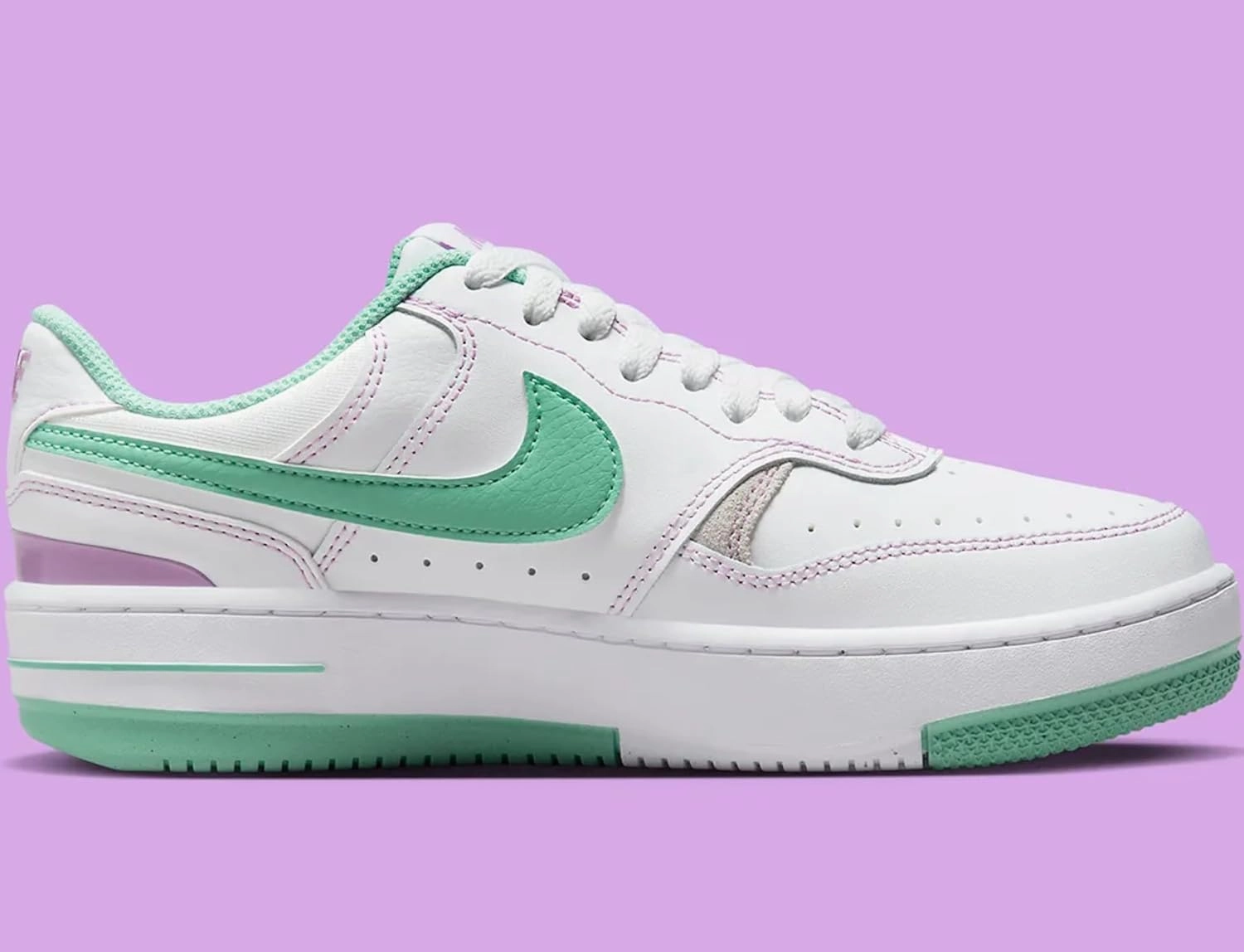 Nike Women's Modern