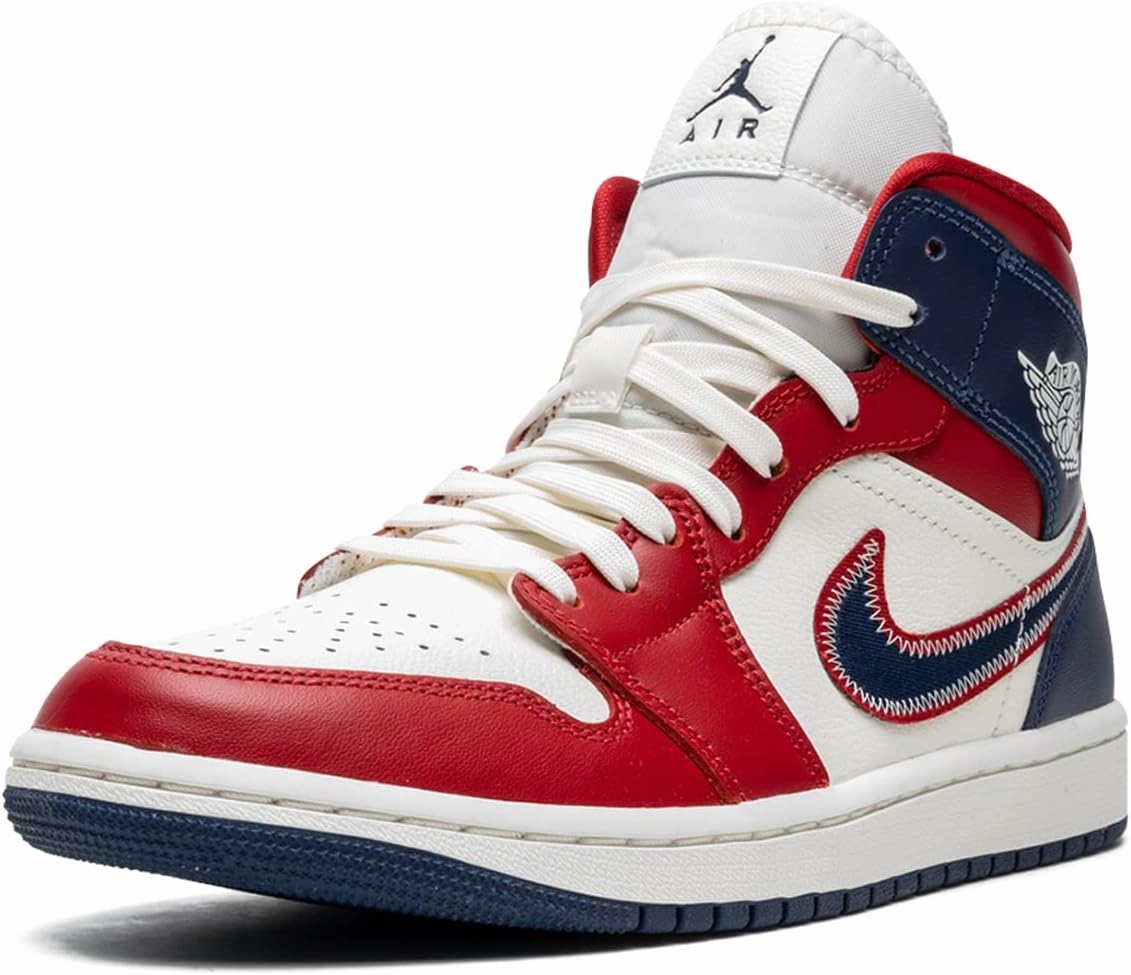 Nike Women's Modern
