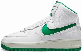 Nike Women's Modern