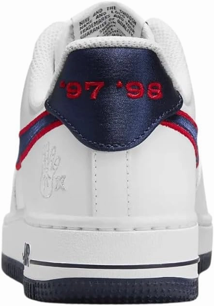 Nike Women's Modern