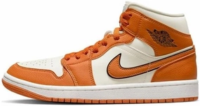 Nike Women's Modern