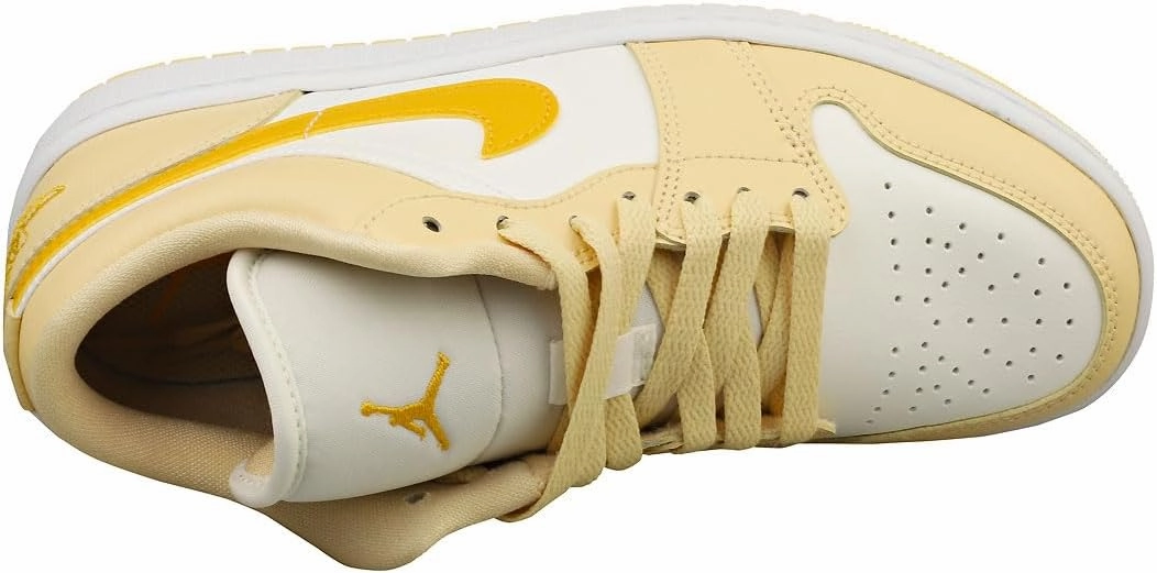 Nike Women's Modern