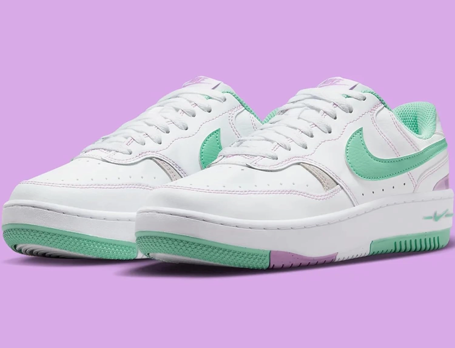 Nike Women's Modern
