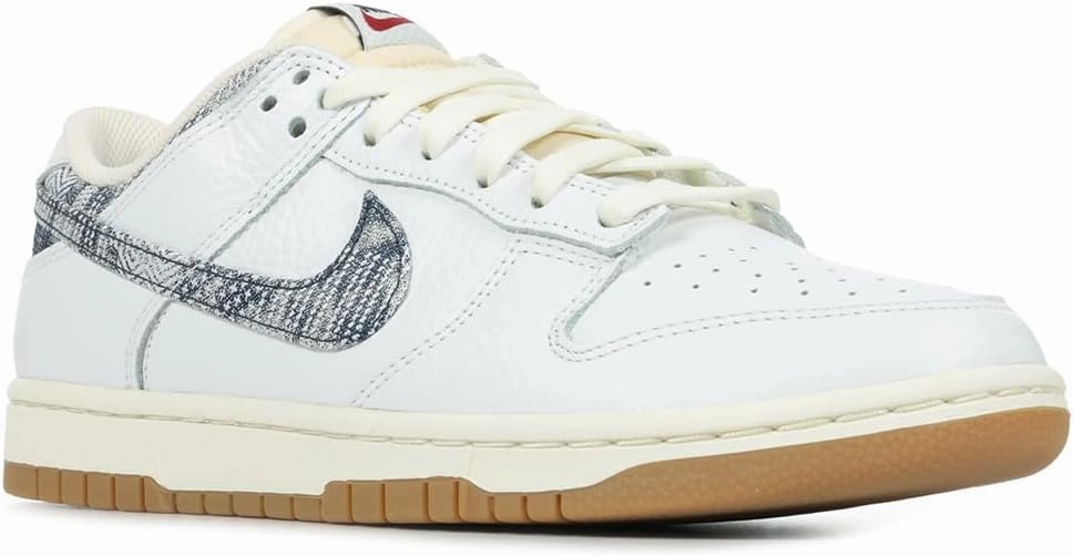 Nike Women's Modern