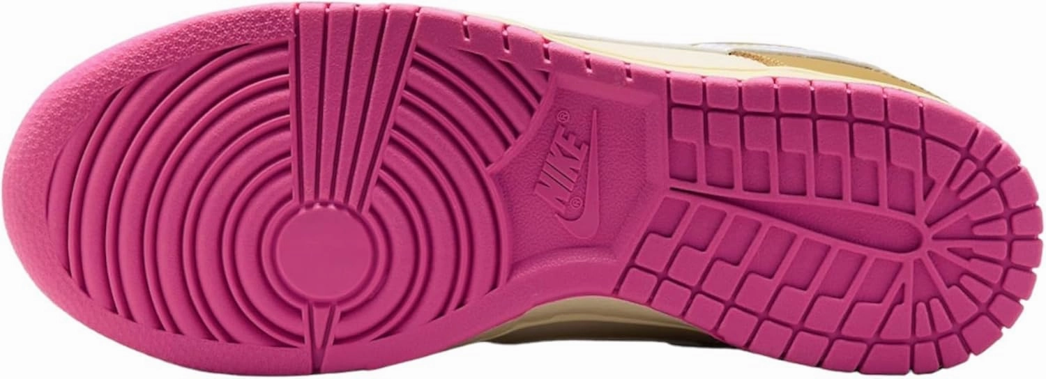 Nike Women's Modern