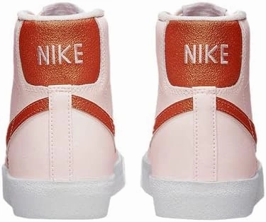 Nike Women's Modern