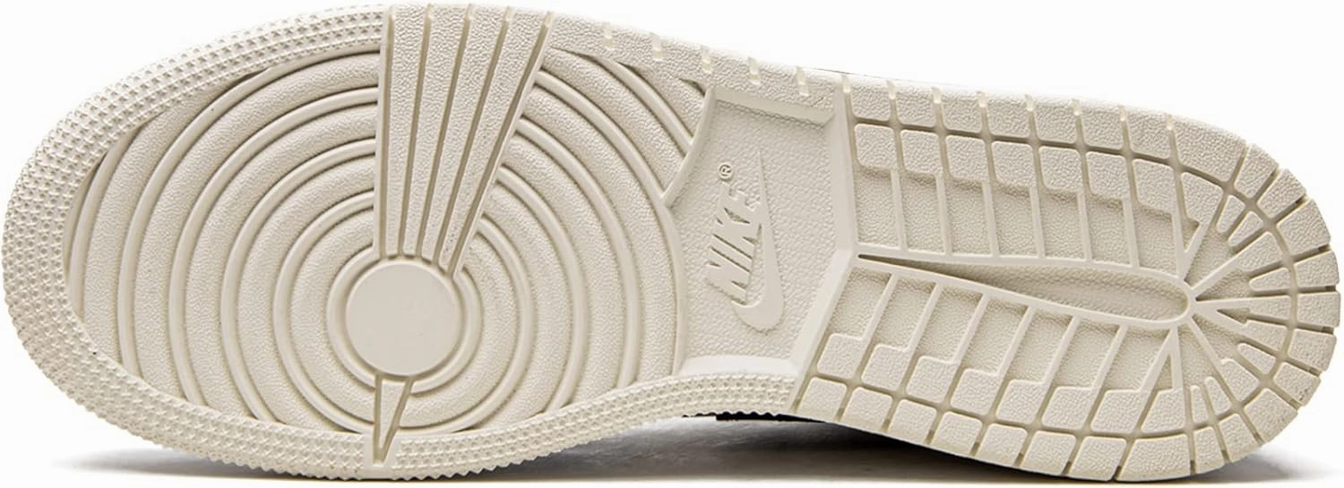 NIKE Women's Plain Running Shoe
