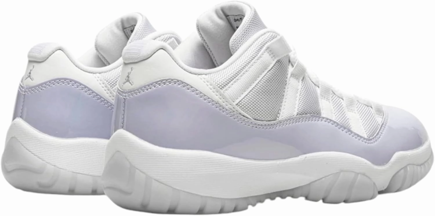 Nike Women's Retro