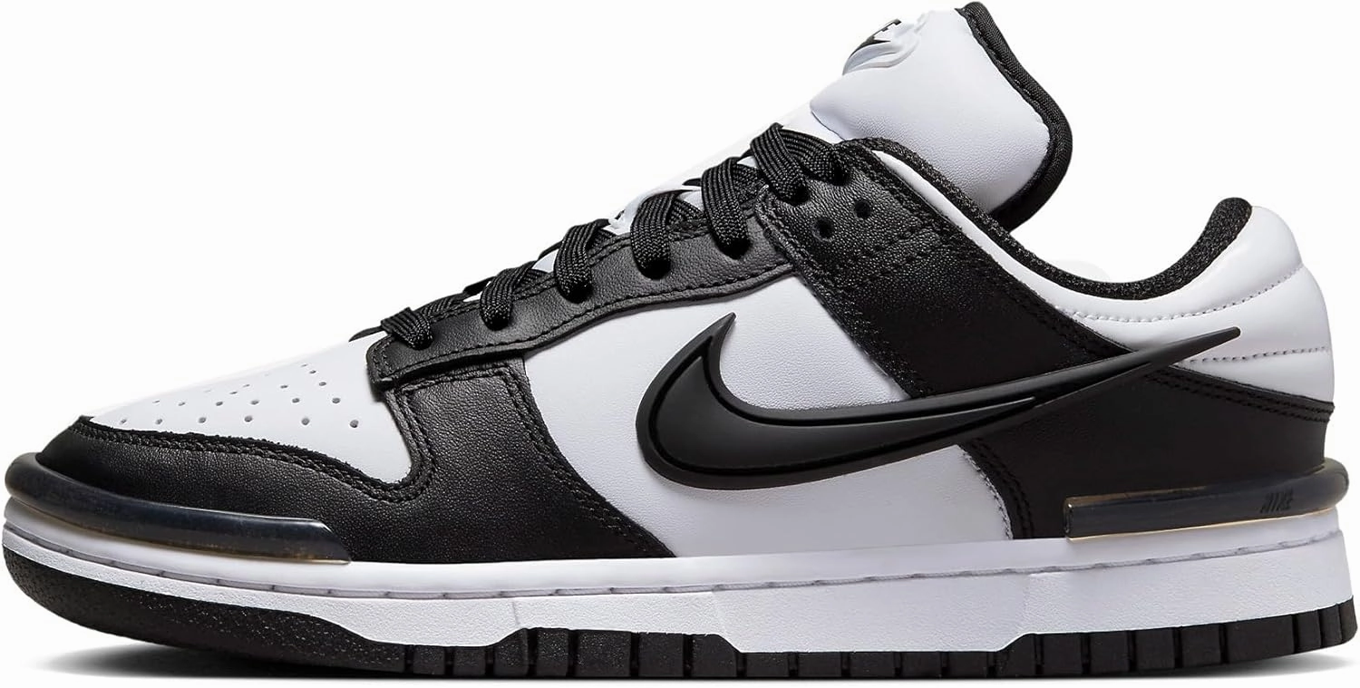 NIKE Women's Sneaker