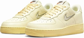 NIKE Women's Sneaker, Coconut Milk Lemon Wash Pale Vanilla Light Bone, 9