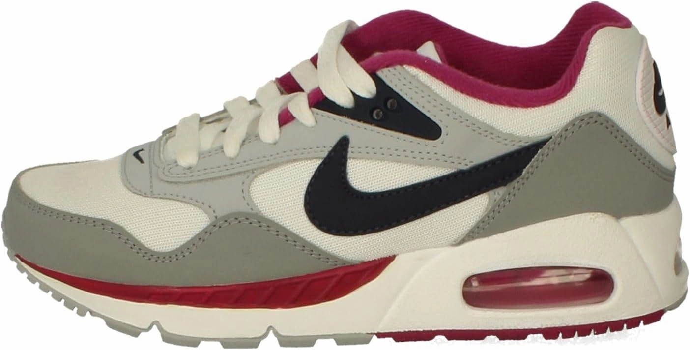Nike Women's Sneaker Trail Running Shoes, 9 AU