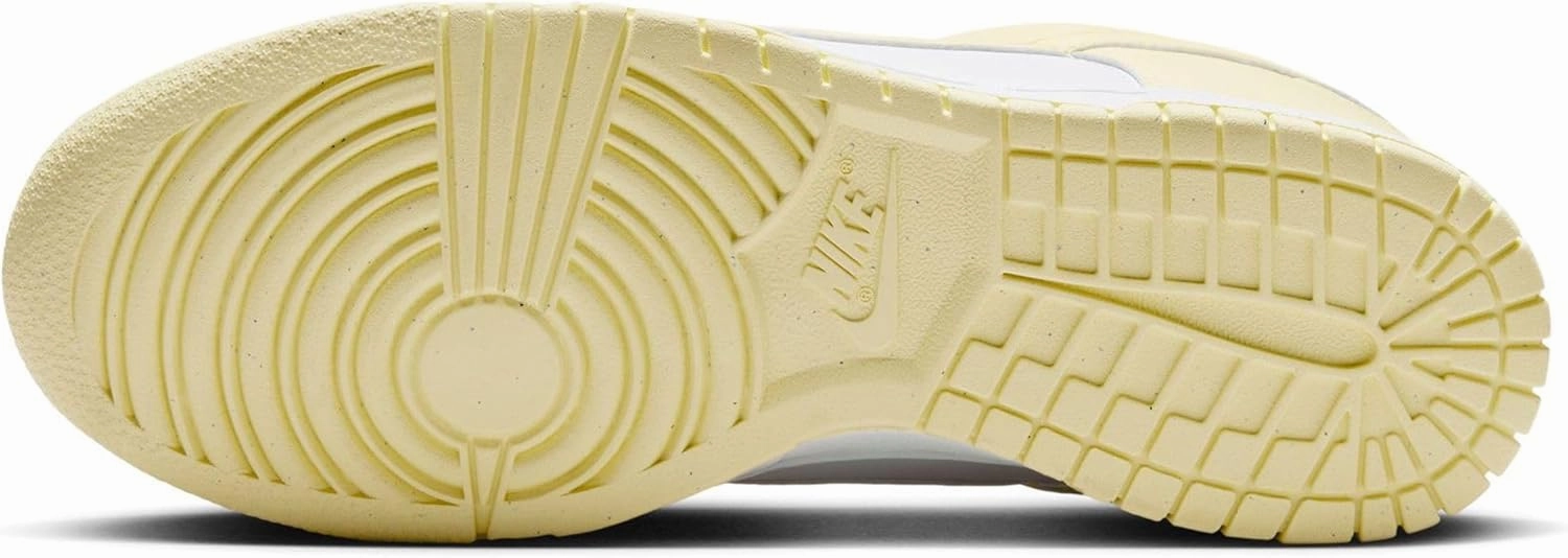 Nike Women's W Dunk Low Next Nature Sneaker