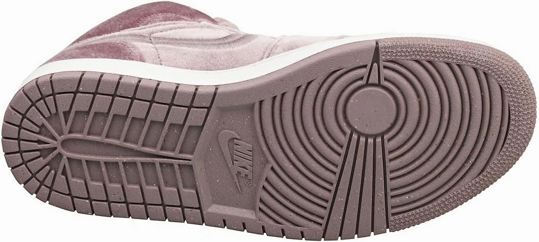 Nike womens Fashion Trainers