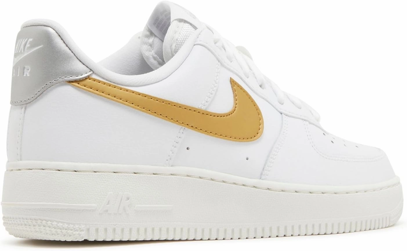 Nike womens Sneaker