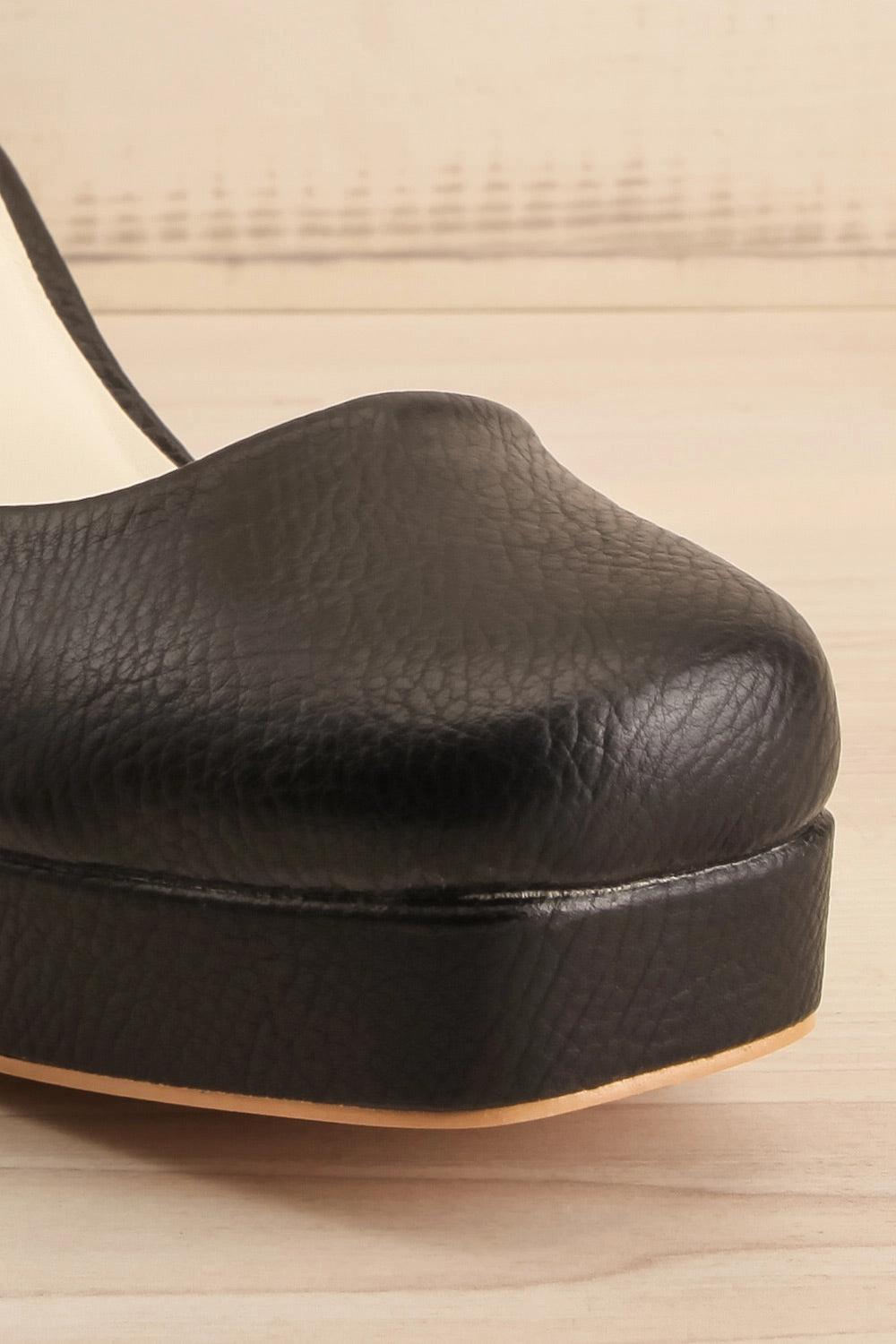Oslaux Black | High-Heeled Platform Shoes