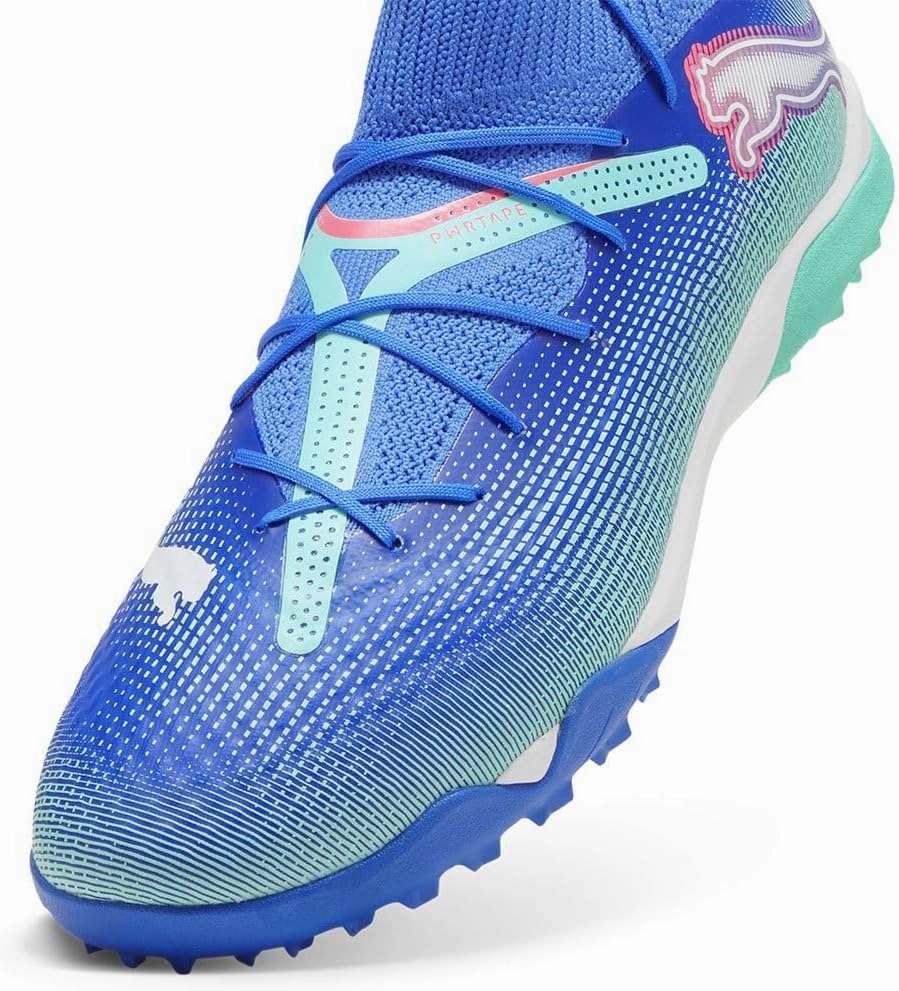 PUMA Unisex's Future 7 Pro Cage Soccer Shoe