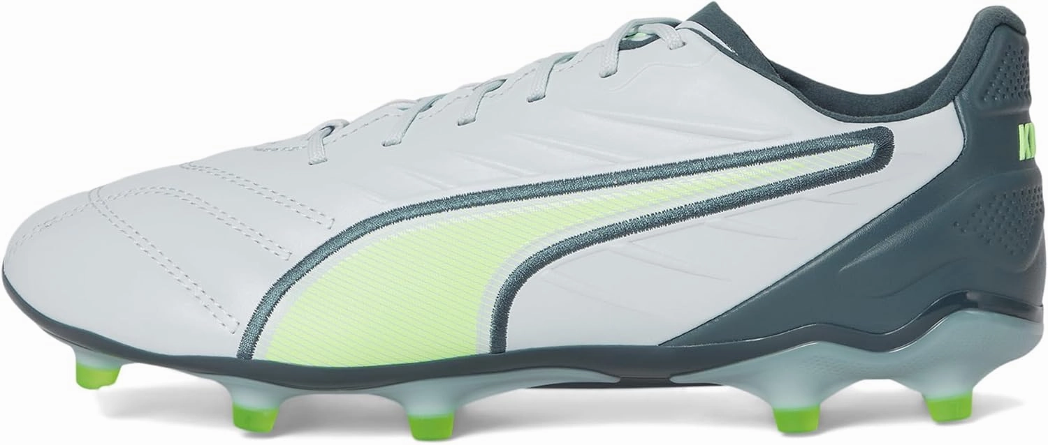 PUMA Women's King Pro Firm, Artificial Ground Soccer Cleats Sneaker