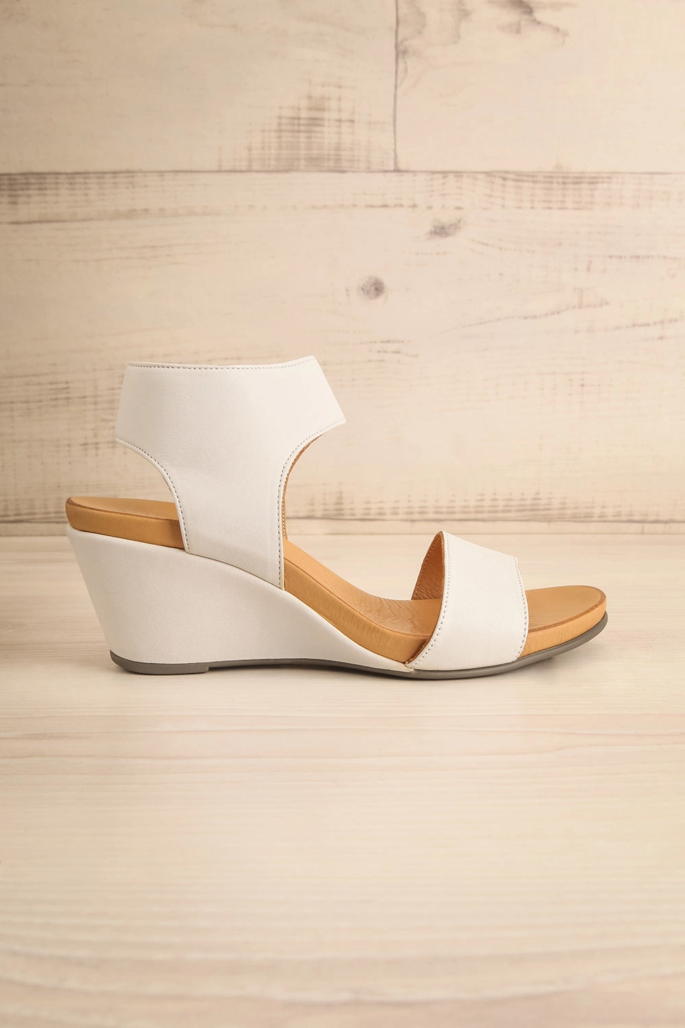 Quainton White | Wedge Sandals