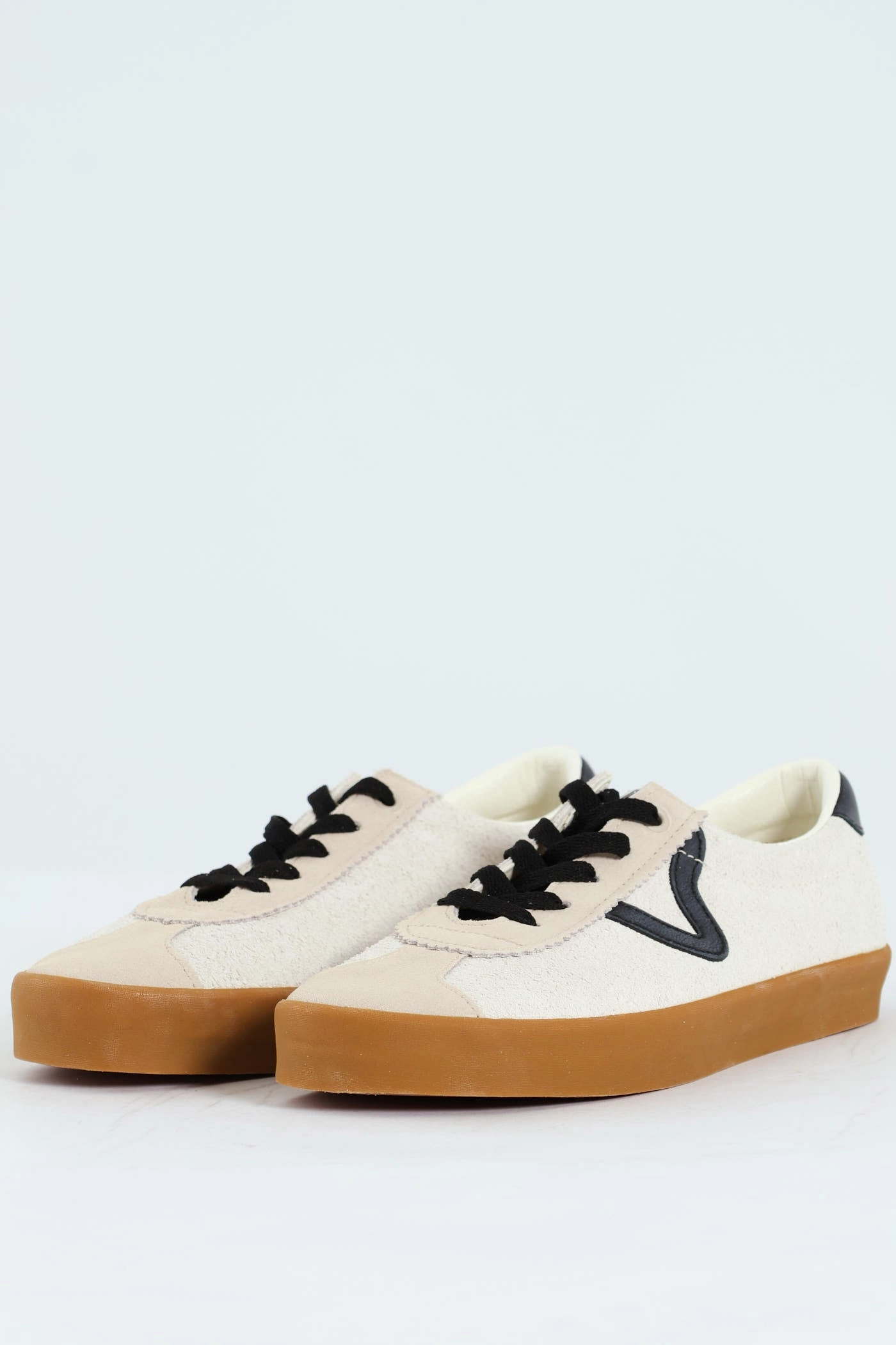 Sport Low Vulcanised Lace Up Sneaker - Off White