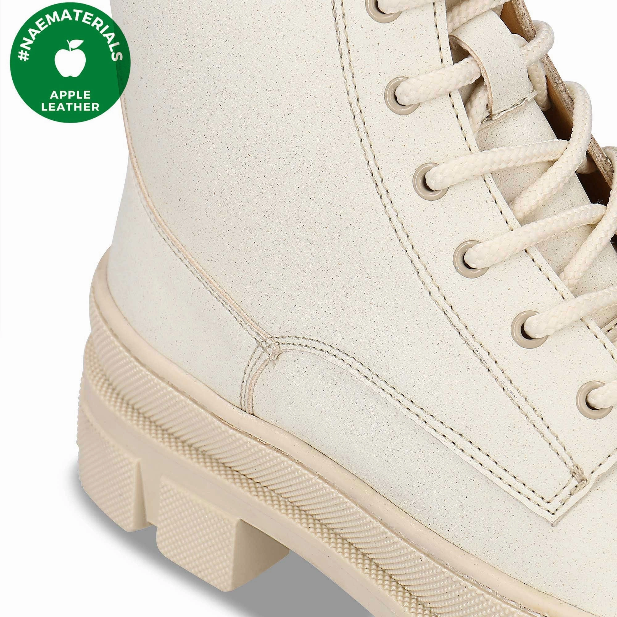 Tea Women's Chunky Vegan Boots | White